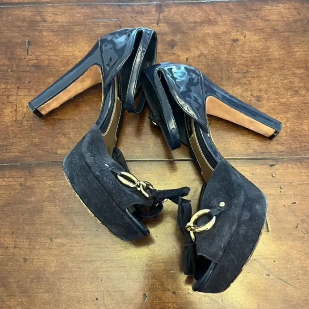 White House Black Market Women's Heels‎ Navy Size 8.5